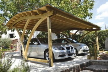 Abris voiture en bois (Carport) design couverture shingles de F.lli Aquilani