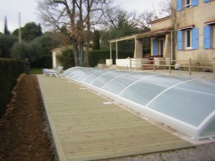Terrasse de piscine en pin autoclavé pour piscine couloir de nage à Le Rouret (alpes maritimes 06)