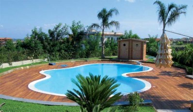 Exemple de terrasse piscine en ipé IDecking révolution de chez F.lli Aquilani